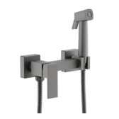 Смеситель BELZ с гигиенической лейкой оружейная сталь (B55806-3)