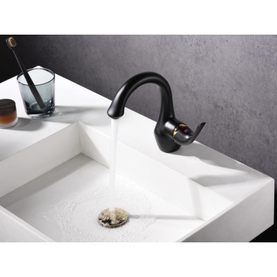 Смеситель для ванны Lemark Swan (LM5402BG)